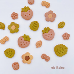 とっても小さないちごの葉っぱ【クッキー型・スタンプ型セット】 3枚目の画像