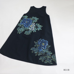 ＊母の日ＳＡＬＥ　手描きART　 優美に咲き誇る瑠璃色の花々　ワンピース　ゆったり　ジャンパースカート　R51B 3枚目の画像