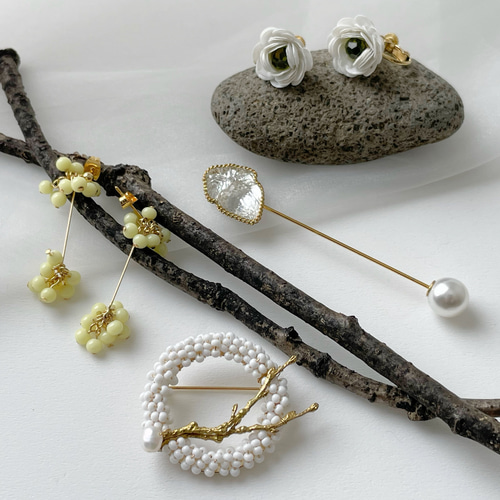 yone　パールビーズフリンジブローチ　フランスヴィンテージ　ピン ヴィンテージ パール ビーズ刺繍 ブローチ パールブローチ 結婚