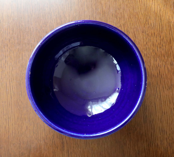 ふっくら丸い 瑠璃硝子釉の丼 8枚目の画像
