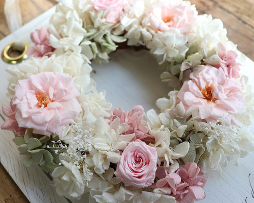 誕生日 プレゼント プリザーブドフラワー リース 「ハピネス」 花 新築