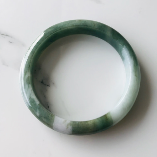 B310-099】ジェイド 翡翠 ヒスイ バングル 一点もの 希少 ミャンマー産