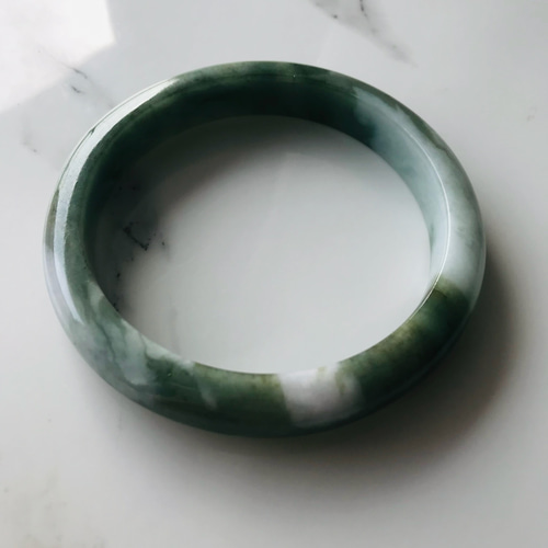 B310-099】ジェイド 翡翠 ヒスイ バングル 一点もの 希少 ミャンマー産