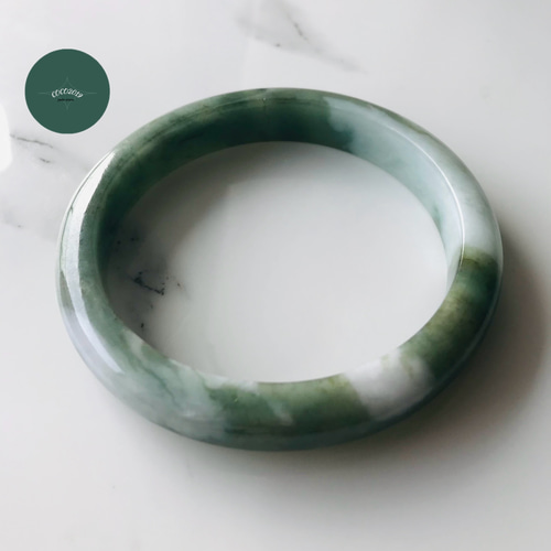 B310-099】ジェイド 翡翠 ヒスイ バングル 一点もの 希少 ミャンマー産