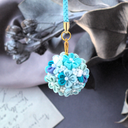 ❁つまみ細工オーダー専用ページ❁ドール用品・根付けストラップ・髪飾り・イヤリング ❁つまみ細工オーダー専用ページ❁ドール用品・根付けストラップ・髪