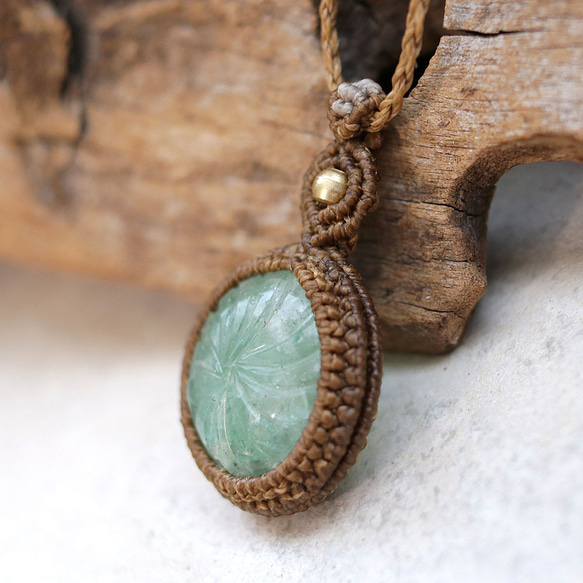 カービングアベンチュリン天然石マクラメネックレスmac369エスニックアジアンエキゾチックなアクセサリー 4枚目の画像