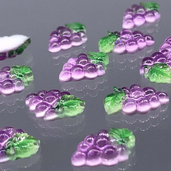 デコパーツ 果物 ぶどう 11mm 紫 200個 食品サンプル ネイル レジン ハンドメイド 手芸 パーツ BD3720 5枚目の画像