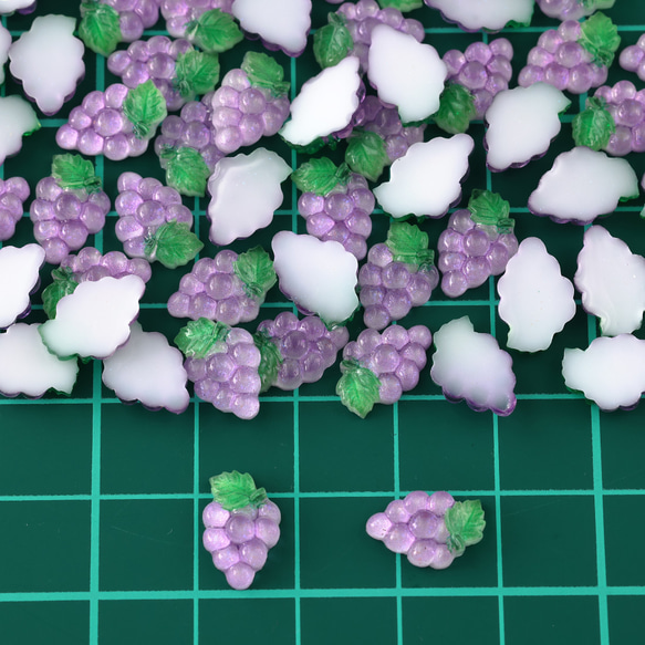 デコパーツ 果物 ぶどう 11mm 紫 200個 食品サンプル ネイル レジン ハンドメイド 手芸 パーツ BD3720 6枚目の画像
