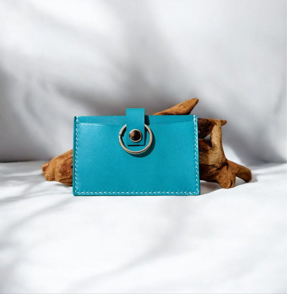 ターコイズブルーのレザーIDカードホルダー idカードホルダー