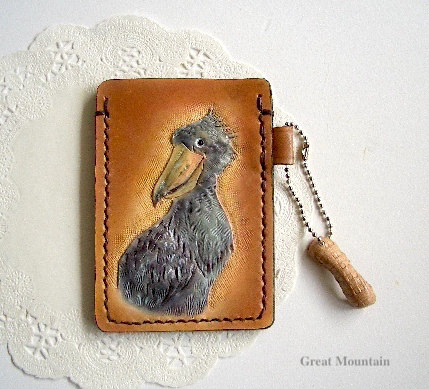 ハシビロコウ 鳥 革 パスケース　茶 鳥グッズ レザー カードケース プレゼント インコグッズ