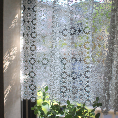 カフェカーテン☆インテリア雑貨☆クロッシェレース☆用途がひろい