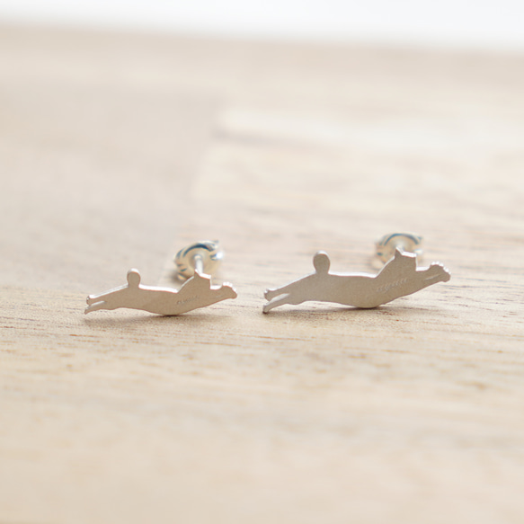 『nyan』 Pierced Earrings / SV925 ≪送料無料≫ 猫 ねこ ネコ 2枚目の画像