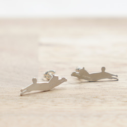 『nyan』 Pierced Earrings / SV925 ≪送料無料≫ 猫 ねこ ネコ 1枚目の画像