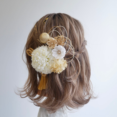 A431 白 つまみ細工 髪飾り 卒業式 袴 結婚式 水引 かすみ草 和玉 成人