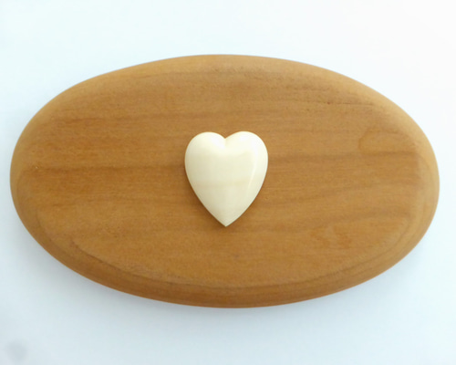 ナンタケットバスケット カービング オーナメントアイボリー＆べっ甲①