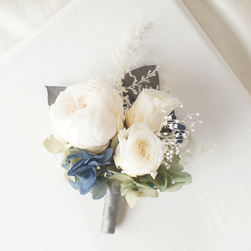 コサージュ】プリザーブドフラワーのコサージュ♡ココット