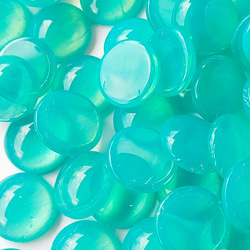 1個 18x18 ウランガラス カボション ミントグリーン オパール チェコ