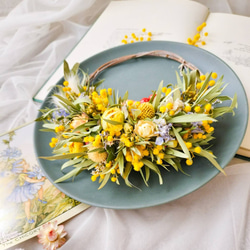 【特集掲載】ミモザ　黄色のバラ　ハーフリース　ドライフラワー 2way　春色リース　フラワーギフト　新築祝い　結婚祝い　 3枚目の画像