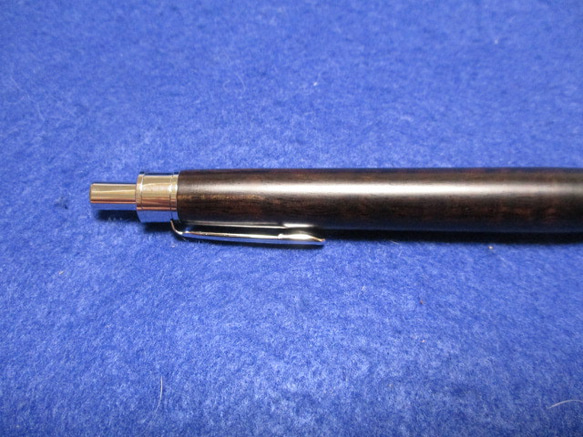 アフリカンブラックウッドバール　瘤杢　オイル仕上げ　木軸ボールペン(シャープペンシル　　 6枚目の画像