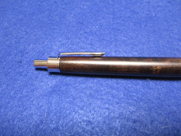 アフリカンブラックウッドバール　瘤杢　オイル仕上げ　木軸ボールペン(シャープペンシル　　 9枚目の画像