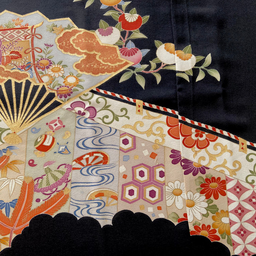 吉祥模様 駒刺繍 ヴィンテージ 黒留袖ドレス ケープスリーブ 吉祥模様 駒刺繍 ヴィンテージ 黒留袖ドレス ケープスリーブ
