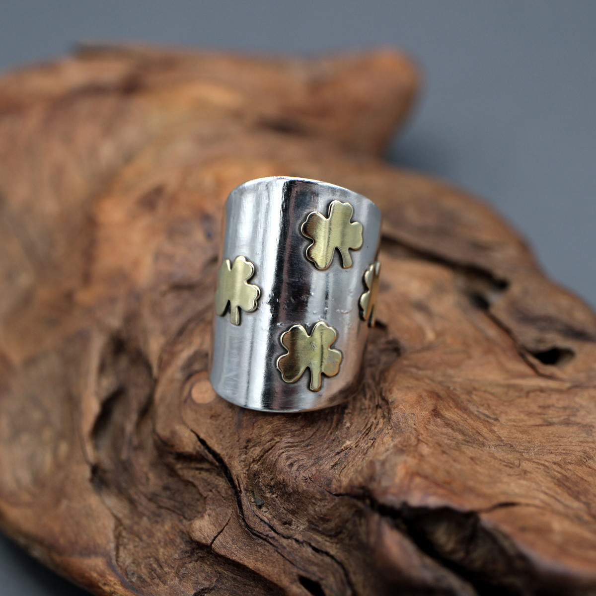 幸福が吹き荒れる｜カフリング｜スプーンリング｜シルバー｜真鍮｜クローバー｜四つ葉｜ラッキー｜幸せ｜かわいい｜ほっこり