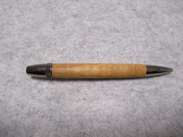 ワイルドオリーブ　椿油仕上げ　回転式ロングパトリオットボールペン 　　 3枚目の画像