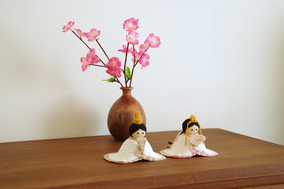 【yuj - süß line】ちいさな編みぐるみのお雛様　ひな人形　ひな祭り　桃の節句　季節の飾りもの 8枚目の画像