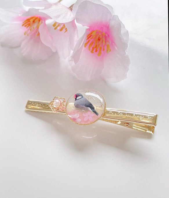 桜文鳥さんと桜のヘアクリップ 1枚目の画像