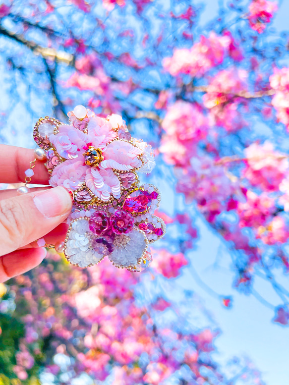 オートクチュール刺繍の桜のブーケ　バレッタorブローチorブレスレット 7枚目の画像