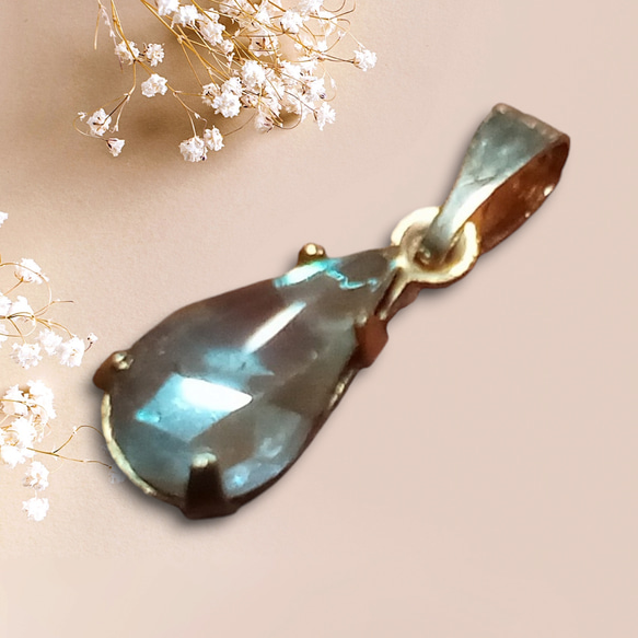 アンティーク？ヴィンテージのサフィレット ペンダントトップ ヴィンテージサフィレットペンダントトップ（ペア型） ペンダント