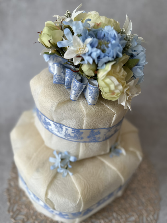 ダイパーケーキ　ブルーオムツケーキ　造花ブーケ付き　おむつケーキ　出産祝い 8枚目の画像