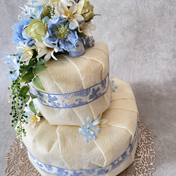 ダイパーケーキ　ブルーオムツケーキ　造花ブーケ付き　おむつケーキ　出産祝い 6枚目の画像