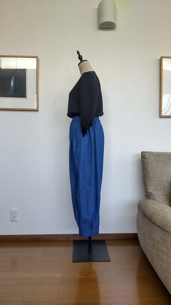 岡山デニムのゆったりバルーンパンツ　ブルー 5枚目の画像
