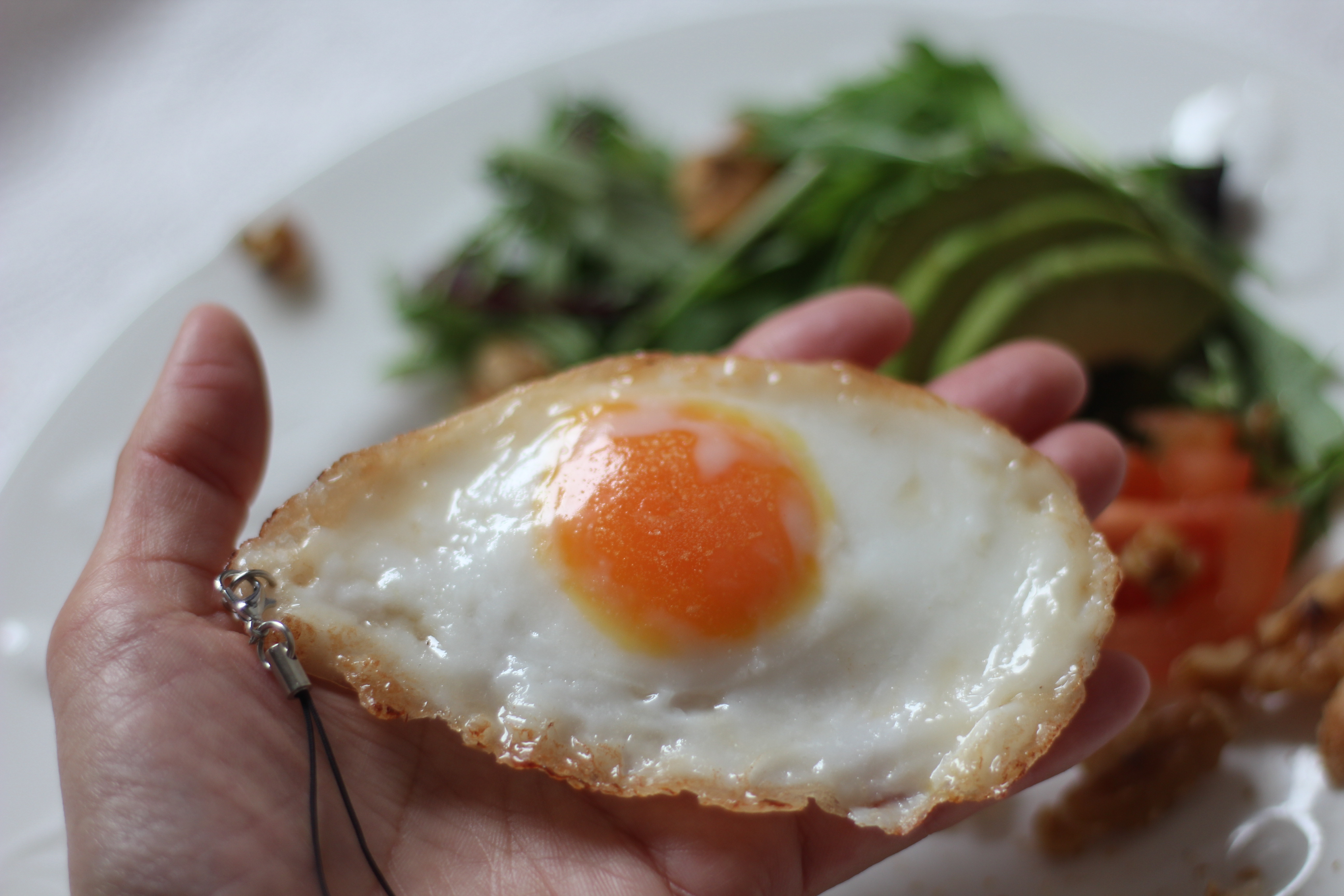 目玉焼きストラップ♡セレブ愛用 正規品Stringting honuu