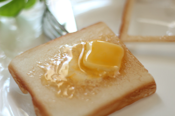 【受注生産】1カ月待ち【Galaxy Z Flip5】妖精のバタートーストスマホケース 6枚目の画像