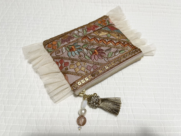 インド刺繍リボンのフリルポーチ 6枚目の画像