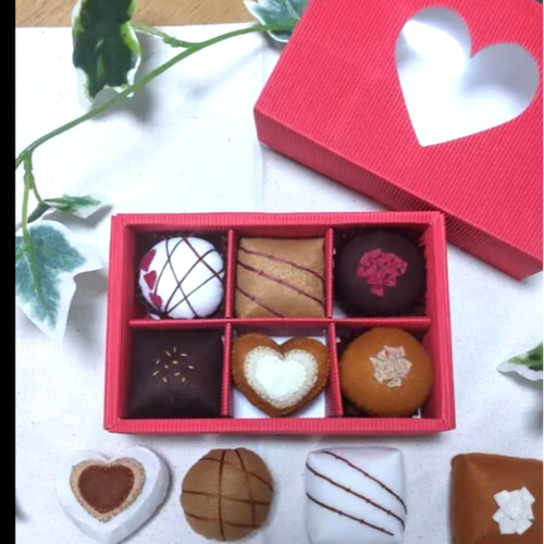 赤メロ　フェルトシリーズセット 手芸キット 『かわうそブックのフェルトで作るマスコット スイカ