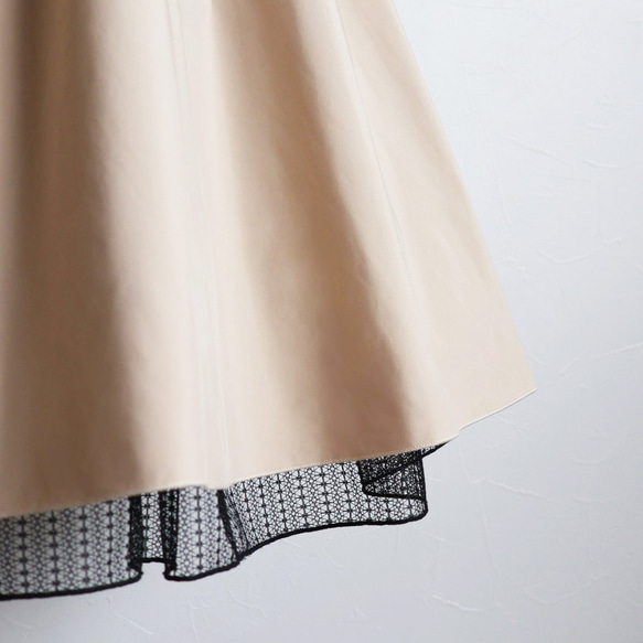 【讓你的服裝華麗起來！ ] 羅素蕾絲雙面半身裙【中長款】【4色】 第15張的照片