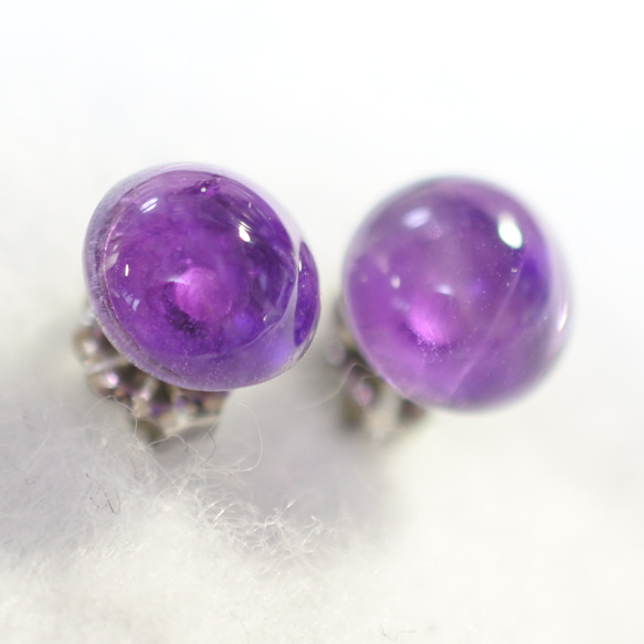 （1 件）紫水晶耳釘，8 毫米（鈦柱） 第3張的照片