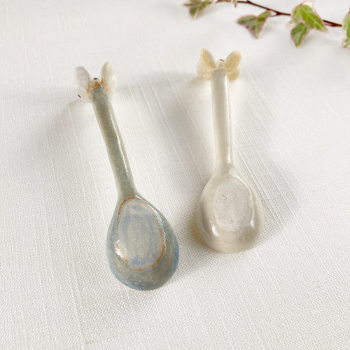 陶器のスプーン【蝶】 カトラリー A.umi｛陶器｝ 通販 17288591