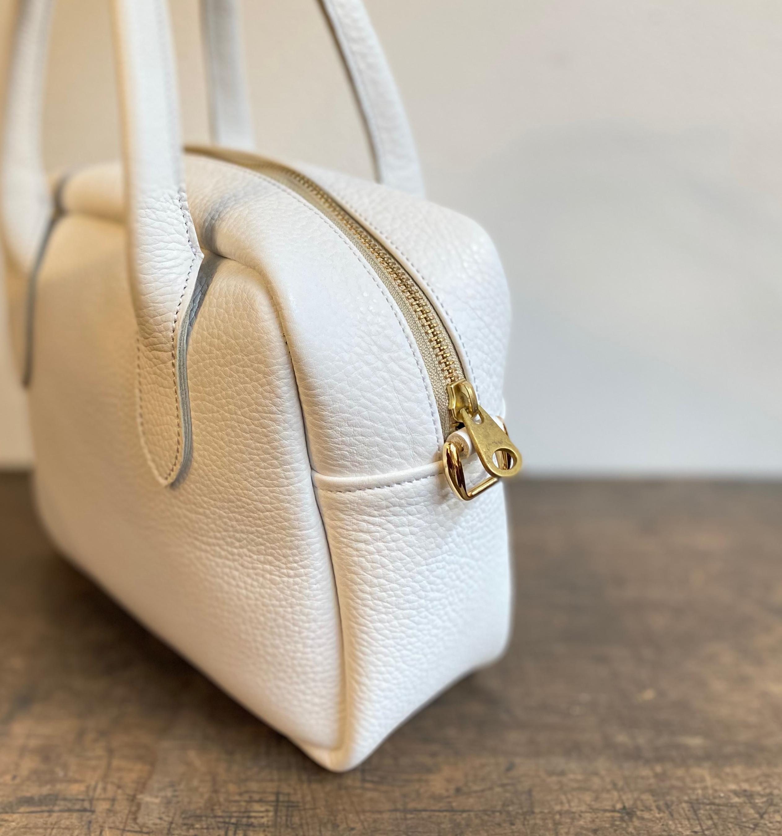 ミニボストン　バニラ