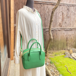 貴久樹ミニポストンバッグ フローラ 青緑葉柄 数量限定】ミニボストンバッグに、2色の新カラーが登場 | Factelier