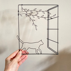 窓辺のニャンコ (虫ピン付属)ワイヤーアート 猫 ウォールデコ 3枚目の画像