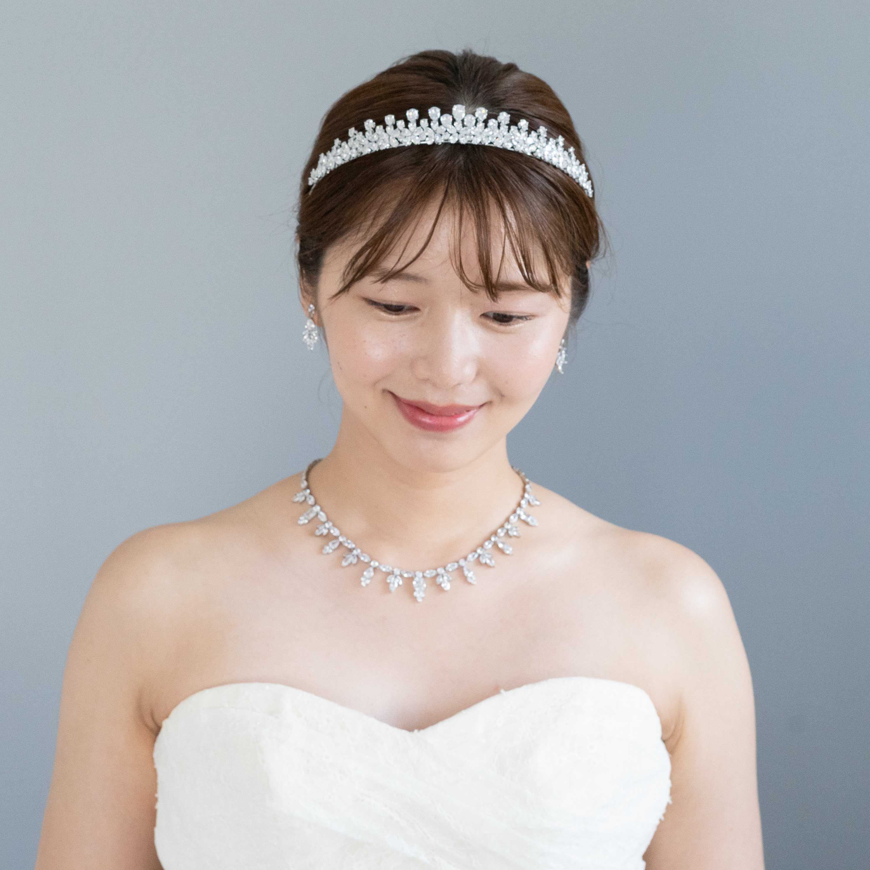 ◇送料無料◇クラシカル　ティアラ　キュービックジルコニア