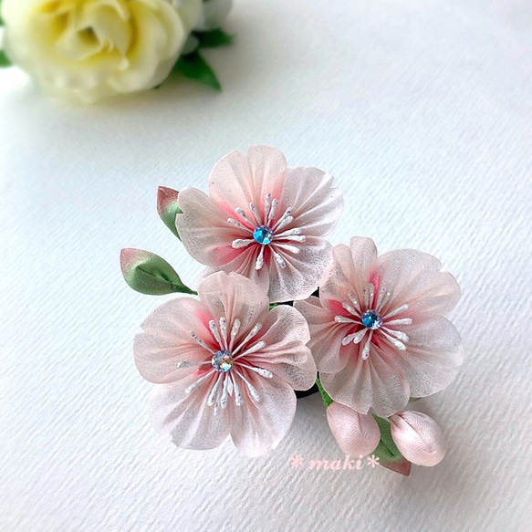 桜ブローチ＊つまみ細工＊ ブローチ tsumami_maki 通販 17289449
