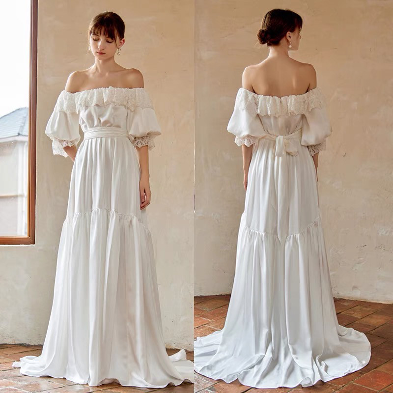 オフショルダー　フリル　サテン　二次会　前撮り　ウェディングドレス（WD242085）