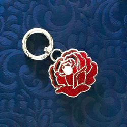 薔薇のブローチ ＊オートクチュールビーズ刺繍 5枚目の画像