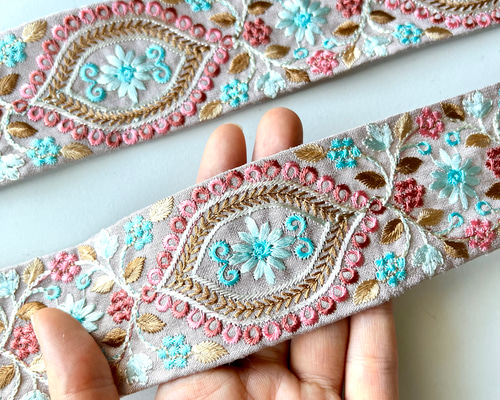 【大特価】インド刺繍リボン 在庫整理品 06dfaa3992d22321ba14e46f5979f2