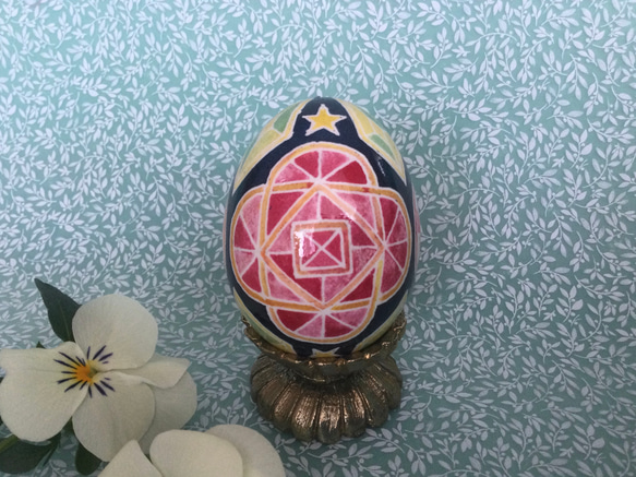 イースターエッグ(PYSANKY)  本物の卵です(๑˃̵ᴗ˂̵) 2枚目の画像